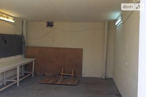Продається місце в гаражному кооперативі під легкове авто на 42.7 кв. м