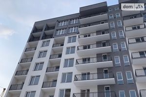 Продається 3-кімнатна квартира 107 кв. м у Чернівцях
