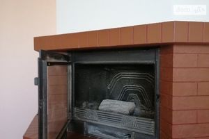 Продается 3-комнатная квартира 127.9 кв. м в Тернополе