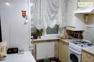 Продается 2-комнатная квартира 49 кв. м в Житомире