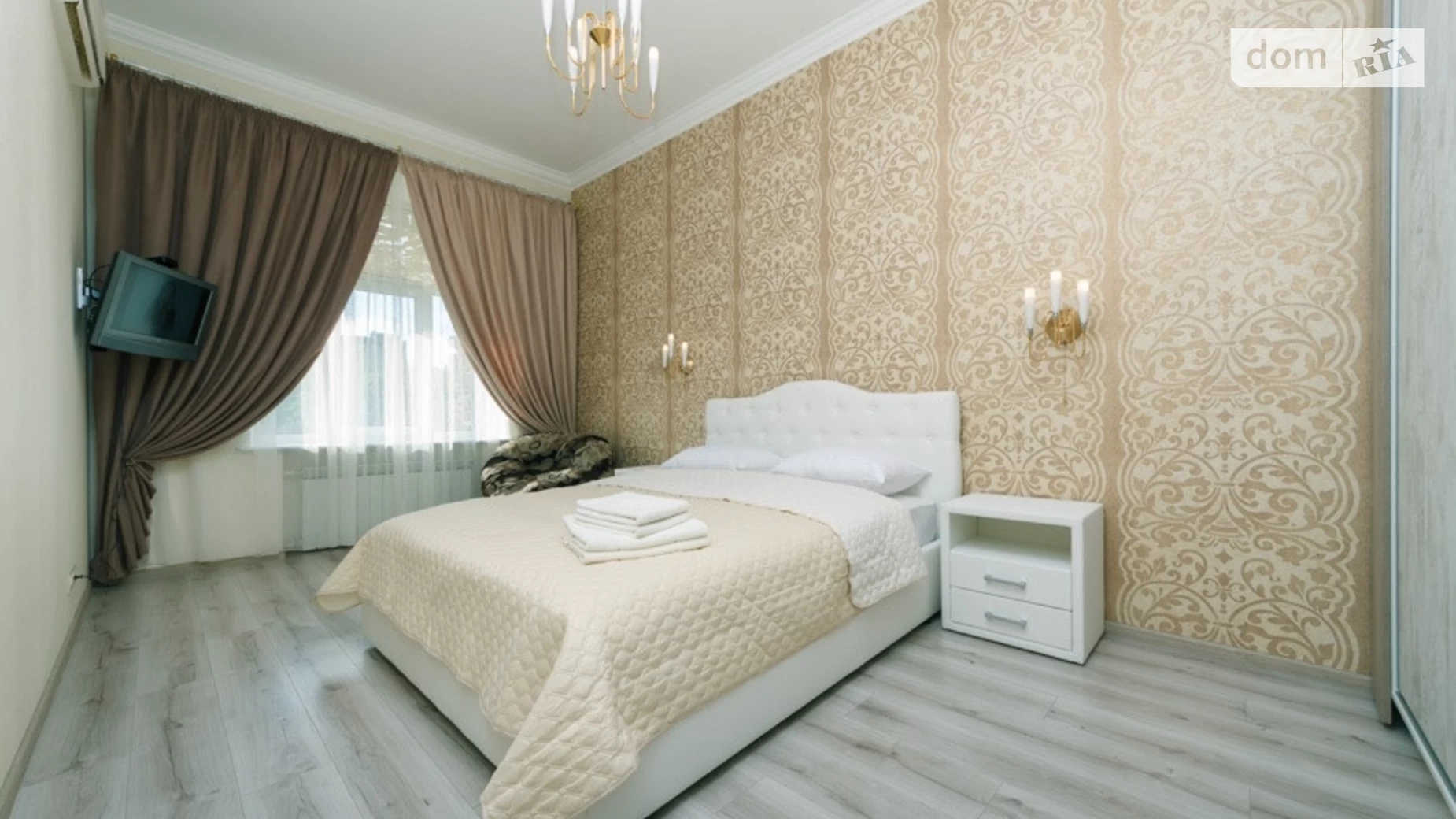 Сдается в аренду 3-комнатная квартира в Киеве, ул. Крещатик, 29 - фото 2