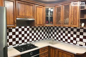 Продается 2-комнатная квартира 48 кв. м в Житомире