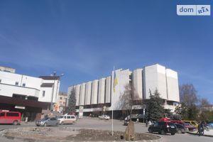 Сдается в аренду торгово-развлекательный комплекс 30 кв. м в 3-этажном здании