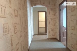 Продается 3-комнатная квартира 68 кв. м в Херсоне