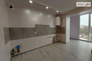 Продається 2-кімнатна квартира 64 кв. м у Тернополі