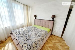 Здається в оренду 2-кімнатна квартира 60 кв. м у Черкасах