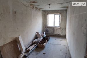 Продается 3-комнатная квартира 60 кв. м в Кривом Роге