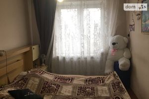 Продается 2-комнатная квартира 42 кв. м в Запорожье