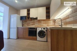Продается 2-комнатная квартира 43 кв. м в Днепре