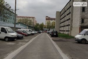 Продается бокс в гаражном комплексе под легковое авто на 18.8 кв. м