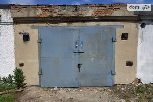 Продается место в гаражном кооперативе под легковое авто на 24 кв. м