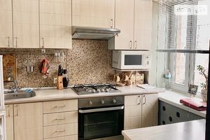 Продается 2-комнатная квартира 45 кв. м в Днепре