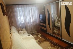 Продається 2-кімнатна квартира 40 кв. м у Рівному
