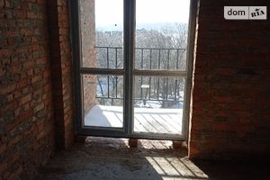 Продается 3-комнатная квартира 80 кв. м в Тернополе