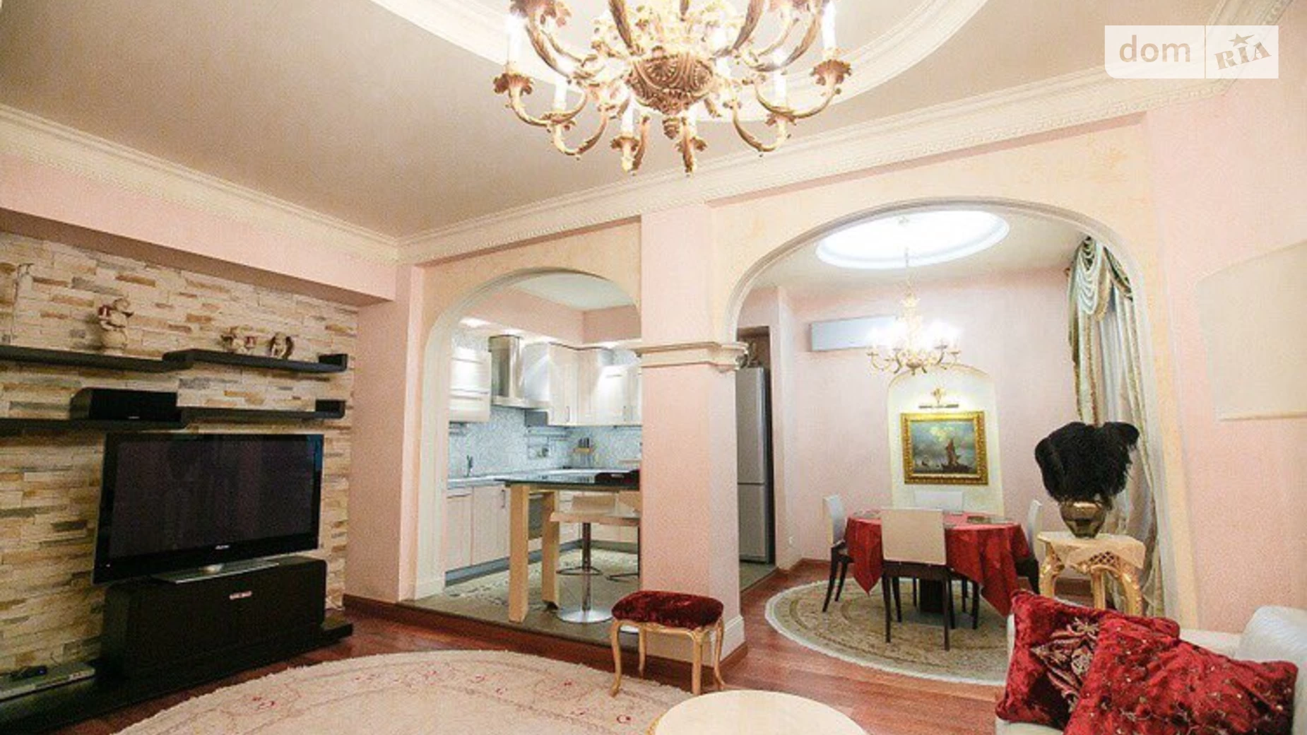 Продається 3-кімнатна квартира 105 кв. м у Одесі, вул. Віце-адмірала Азарова