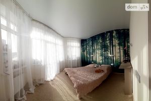 Продается 1-комнатная квартира 50 кв. м в Ирпене