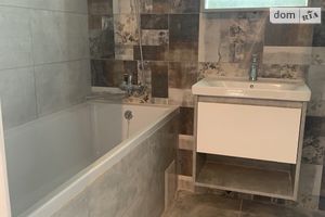Продается 1-комнатная квартира 40 кв. м в Тернополе