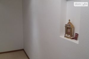 Продается 3-комнатная квартира 82 кв. м в Тернополе