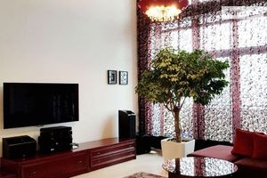 Продается 4-комнатная квартира 288 кв. м в Днепре