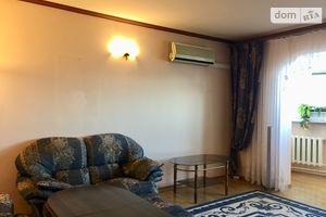 Продается 3-комнатная квартира 72 кв. м в Одессе