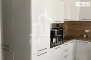 Здається в оренду 1-кімнатна квартира 32 кв. м у Києві