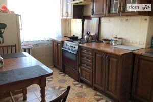 Здається в оренду кімната 75 кв. м у Львові