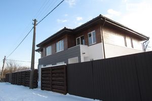 Продається будинок 2 поверховий 200 кв. м с басейном