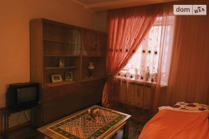 Здається в оренду кімната 64 кв. м у Тернополі