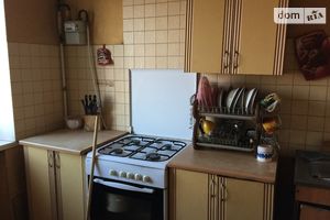 Продається 3-кімнатна квартира 67 кв. м у Одесі