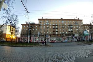 Продається 2-кімнатна квартира 52 кв. м у Дніпрі
