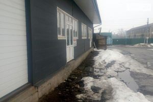 Продается торговое место 350 кв. м в 1-этажном здании