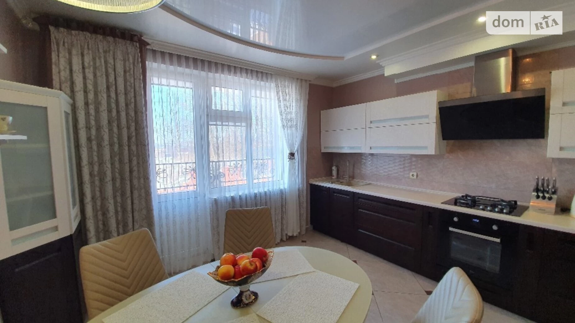 Продается дом на 2 этажа 246 кв. м с мансардой, цена: 170000 $ - фото 2