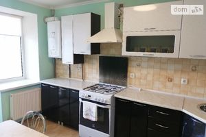 Сдается в аренду 1-комнатная квартира 48.4 кв. м в Тернополе