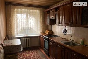 Продається 3-кімнатна квартира 65.3 кв. м у Одесі