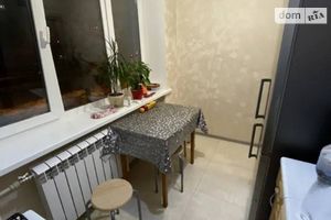 Продається 1-кімнатна квартира 33 кв. м у Дніпрі