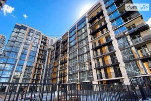 Продается 3-комнатная квартира 81 кв. м в Киеве