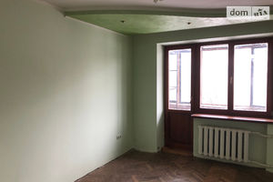 Продается 3-комнатная квартира 68 кв. м в Львове