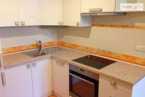 Сдается в аренду 1-комнатная квартира 41 кв. м в Киеве