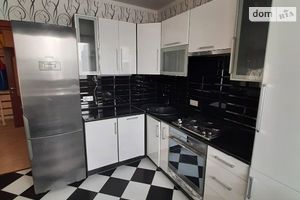Продается 2-комнатная квартира 68 кв. м в Хмельницком