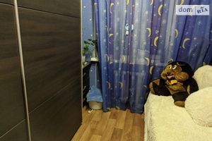 Продается 3-комнатная квартира 48 кв. м в Черкассах