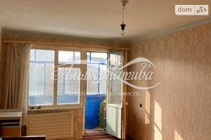 Продается 1-комнатная квартира 31 кв. м в Чернигове