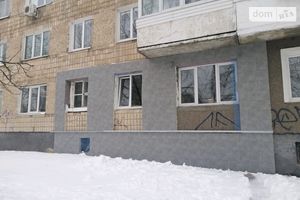 Здається в оренду торгово-розважальний комплекс 55 кв. м в 5-поверховій будівлі