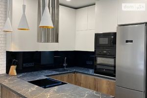 Продається частина будинку 125 кв. м з меблями