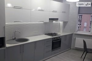 Сдается в аренду 1-комнатная квартира 47 кв. м в Житомире