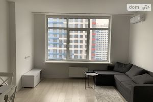 Продается 2-комнатная квартира 67.7 кв. м в Киеве