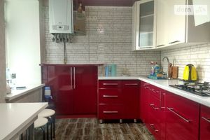 Продається 2-кімнатна квартира 51 кв. м у Херсоні