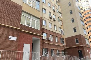 Продается 2-комнатная квартира 69.8 кв. м в Одессе