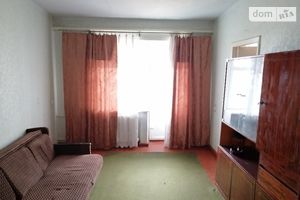 Продается 3-комнатная квартира 56 кв. м в Кременчуге