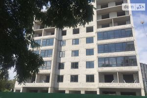 Продается 1-комнатная квартира 47.6 кв. м в Чернигове