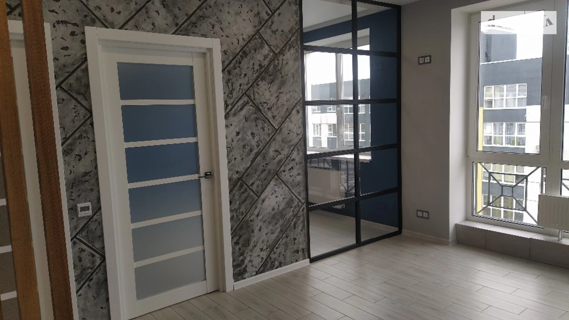 Продается 2-комнатная квартира 43 кв. м в Ирпене, ул. Григория Сковороды